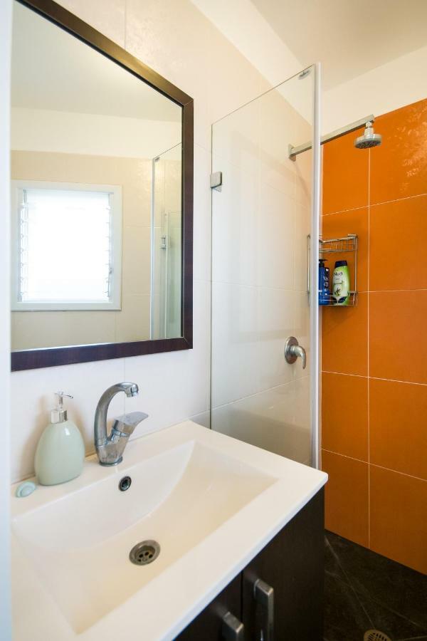 Homey Suite In Zichron Yaakov Zikhron Ya‘akov Eksteriør billede