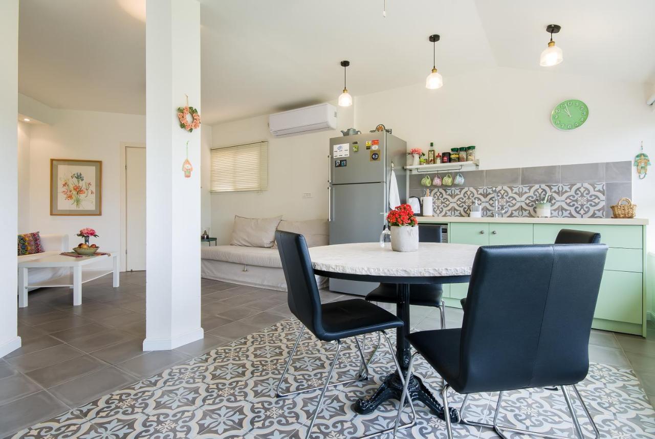 Homey Suite In Zichron Yaakov Zikhron Ya‘akov Eksteriør billede